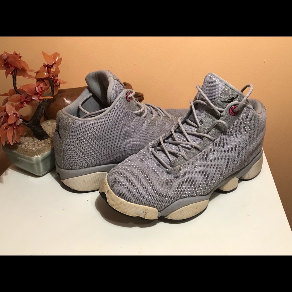 Jordan horizons